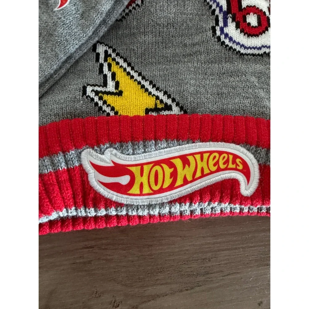 Boys hot wheels beanie and glove set